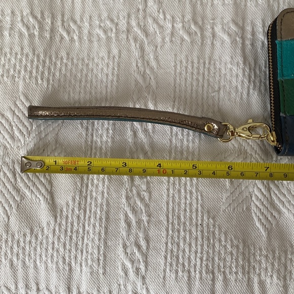 NWOT Fossil wristlet - Picture 8 of 8